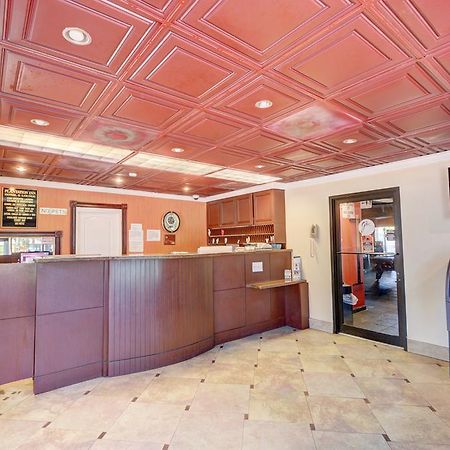 Plantation Inn Hotel&Lounge Exterior foto