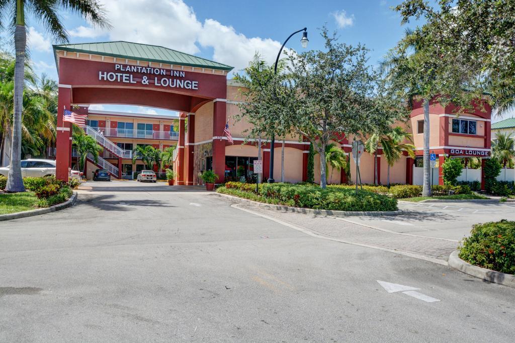 Plantation Inn Hotel&Lounge Exterior foto